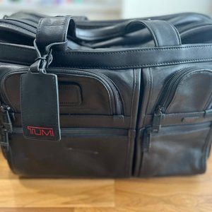 Tumi Leather Briefcase/Laptop Bag Combo (Expandable)